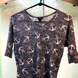 Rue 21 barely worn size small long sleeve shirt